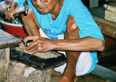 Java 1992, Silberschmied in Kota Gede bei Yogyakarta