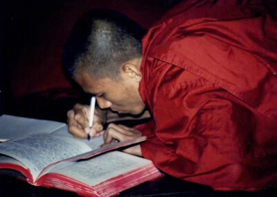 Burma 2001,2002, Mandalay, ein Schüler in der Ma Soe Taik Monastry
