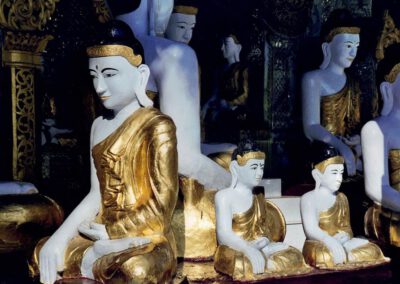 Burma 2001,2002, Yangon, Shwedagon Pagode, Buddhafiguren